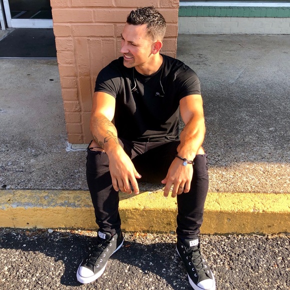 Meet your Posher, Justin - Picture 3 of 3